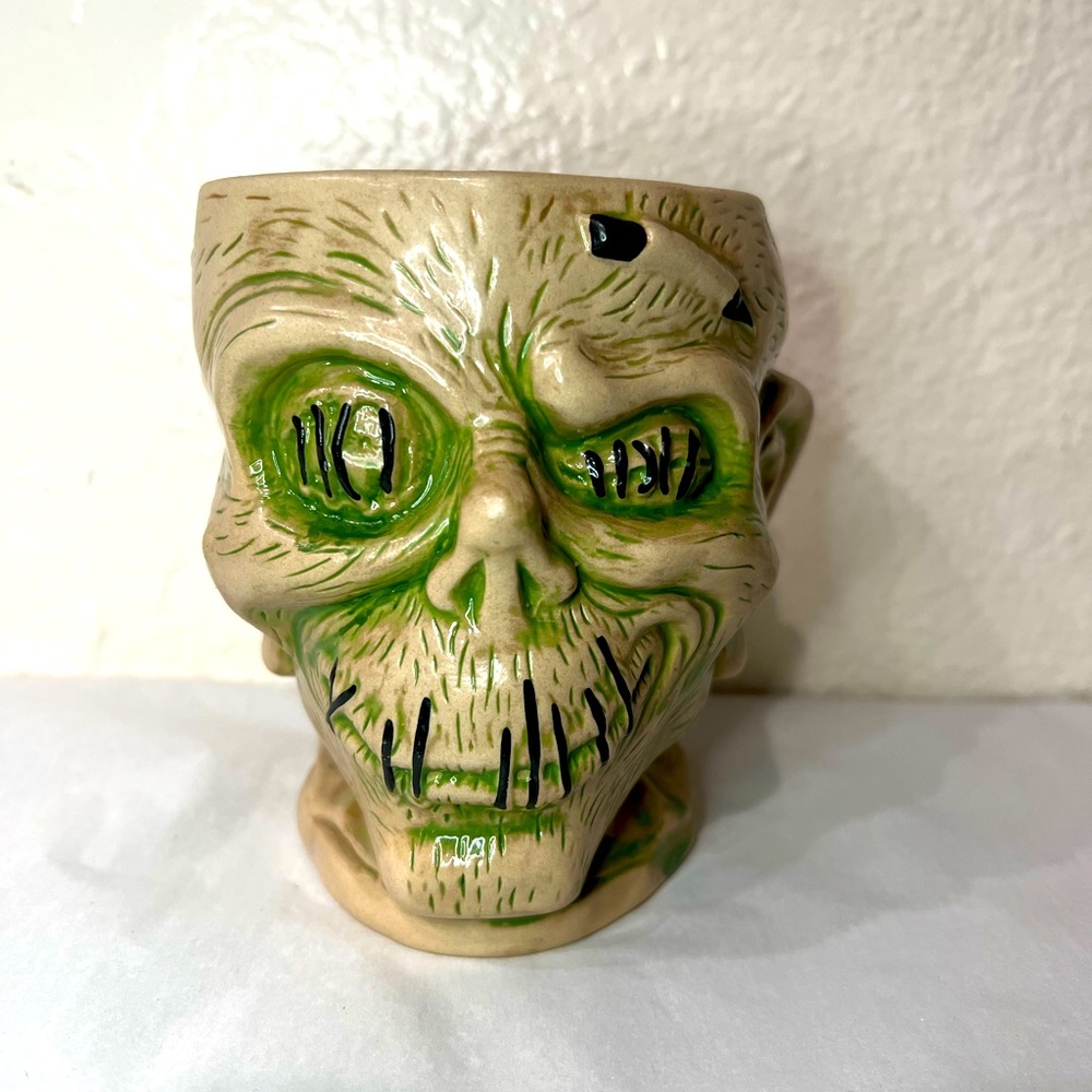 Tiki Mug- Shrunken Zombie Head – Trader Sam’s Grog Grotto – 2nd Edition- Disney